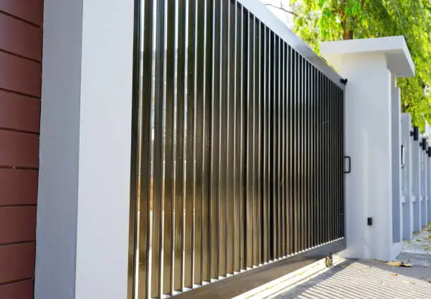 Sliding Driveway Gate – Khobar Villa